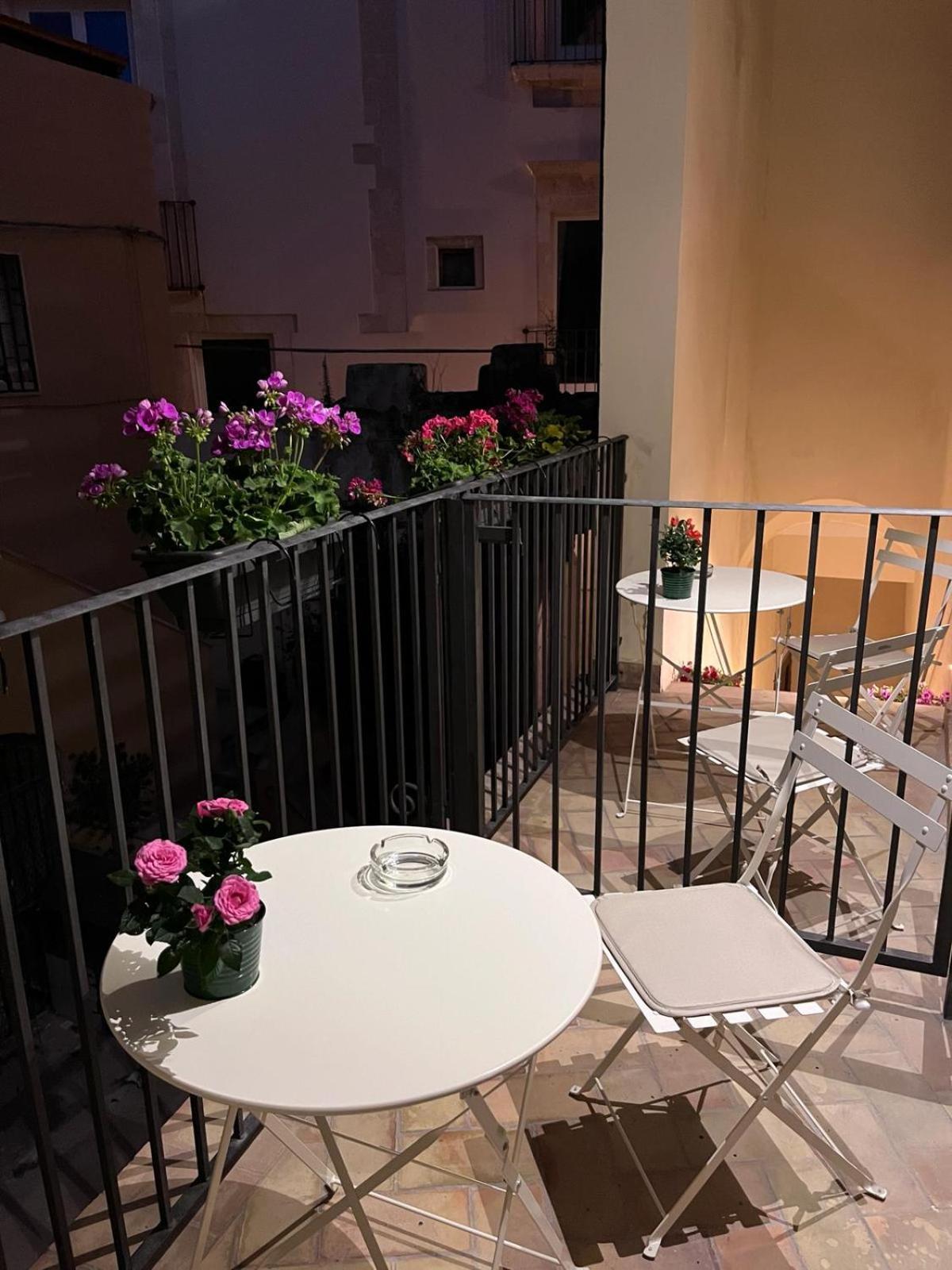 Ortigia Bed And Breakfast Syracuse Exterior foto